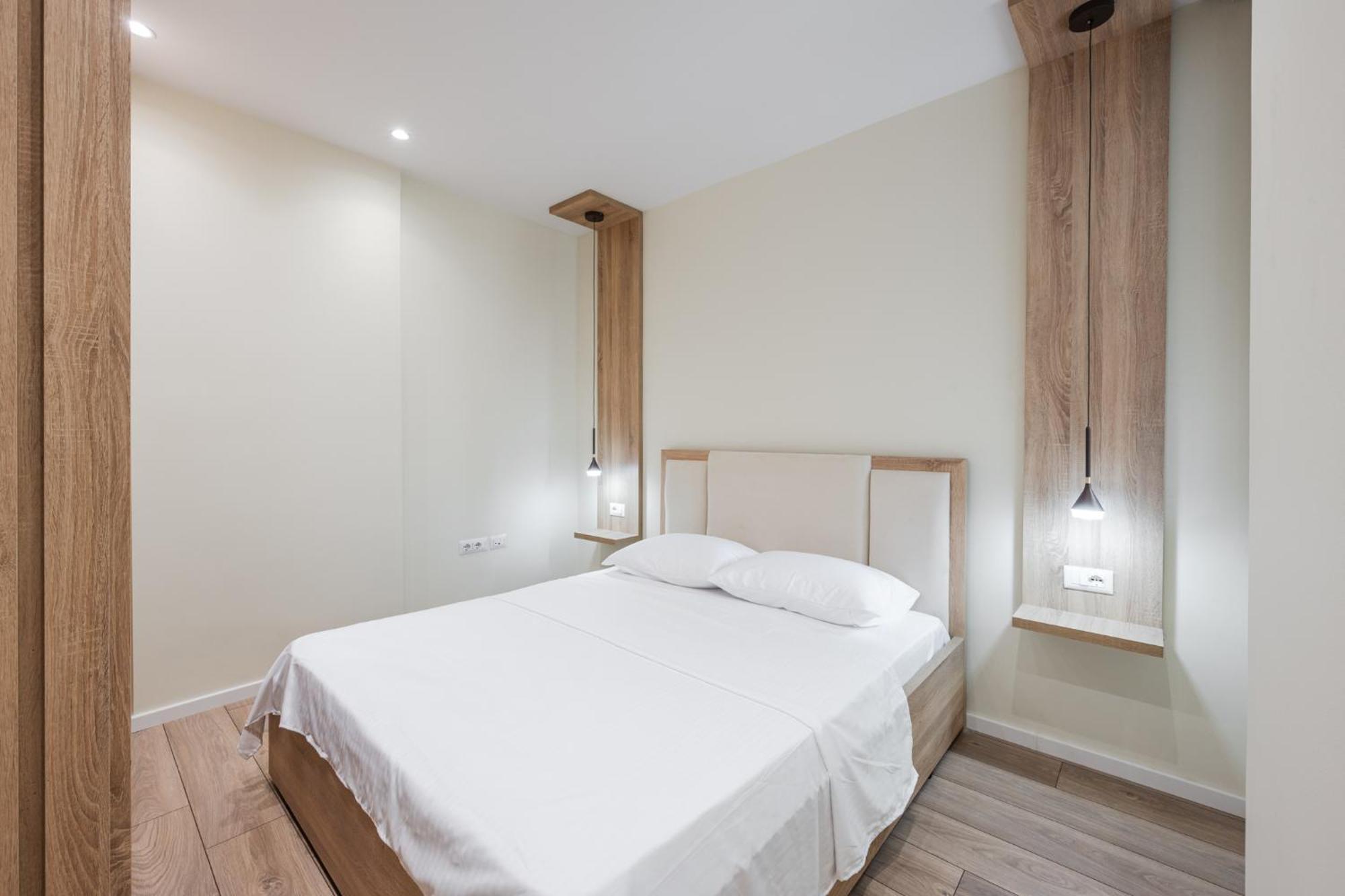 Lucas Central Home Tiranë Luaran gambar